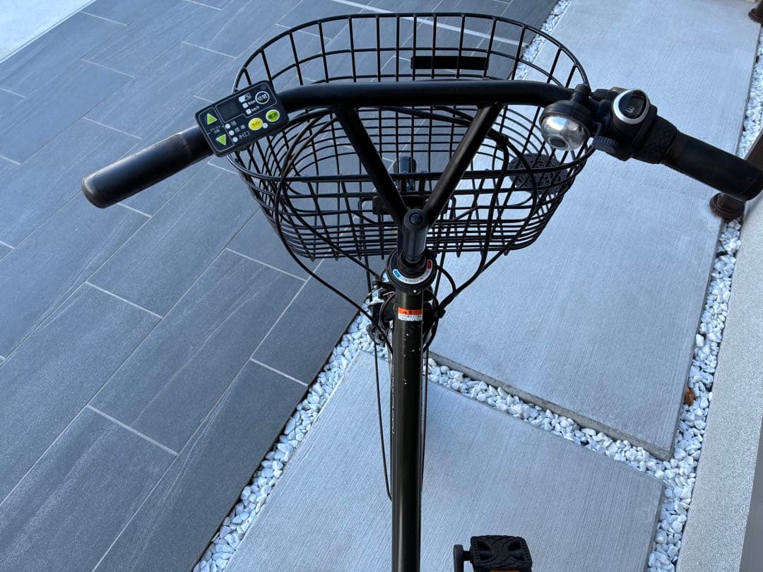 【送料込み】電動自転車　ヤマハ　PAS Ami カーキ