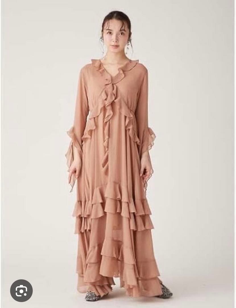 ♡1回のみ着用♡LILY BROWN フリルワンピース