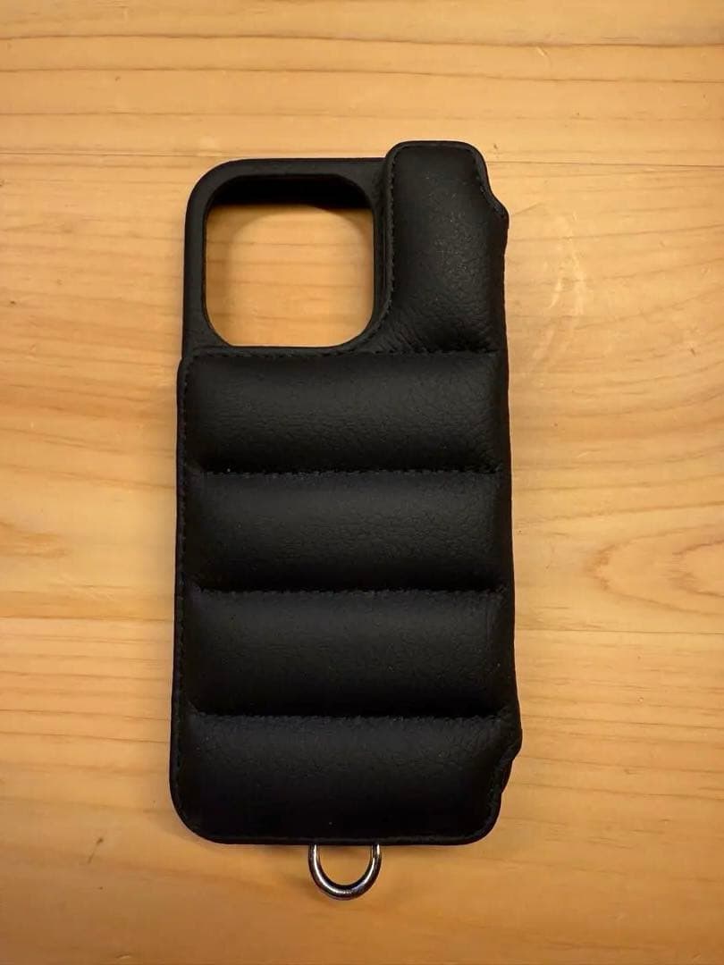 【未使用】Demiu iPhone15Pro向けカード入れつきケース＋ストラップ