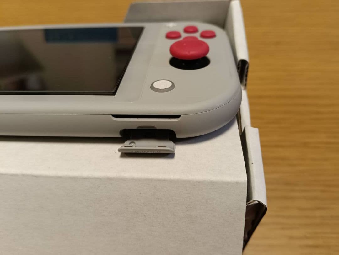 Nintendo Switch Lite本体 ポケモンデザイン　ザシアンマゼンダ