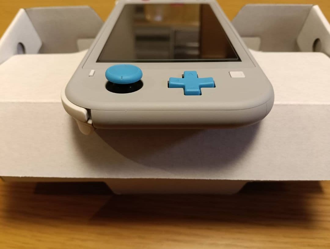 Nintendo Switch Lite本体 ポケモンデザイン　ザシアンマゼンダ