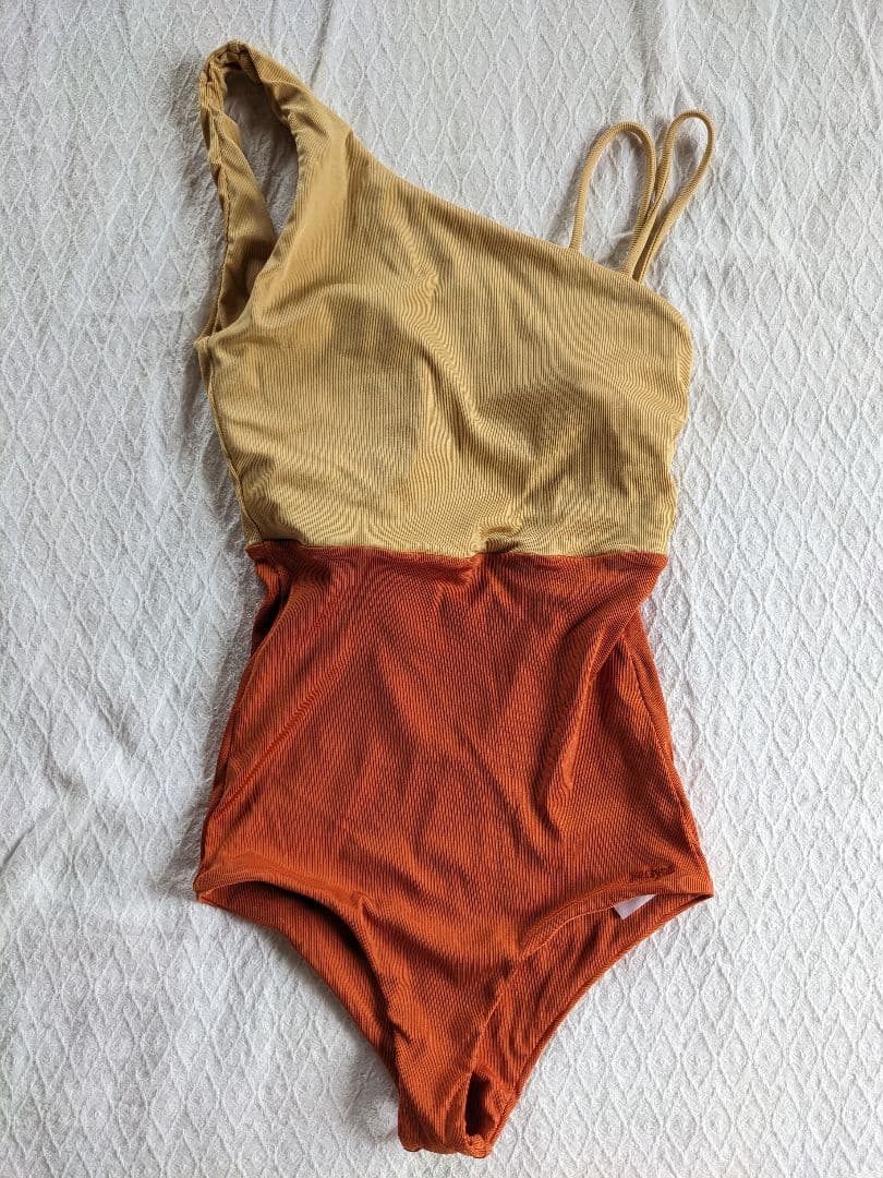 Jonnlynx ジョンリンクス　ワンピース水着　バイカラー