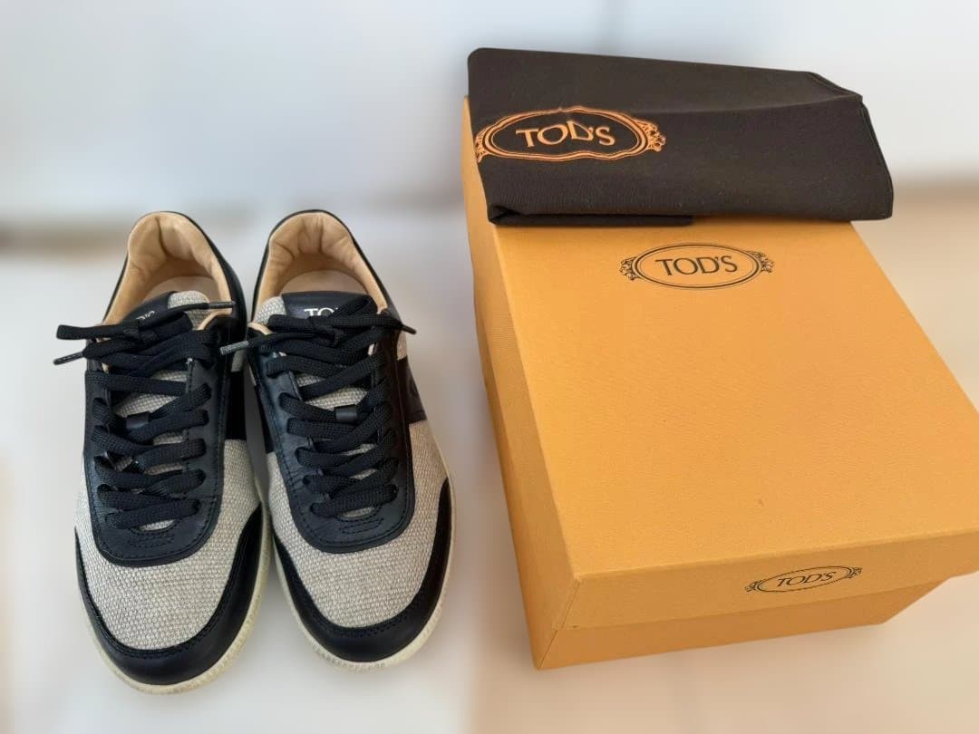 TOD'S ネイビー ベージュ スニーカー