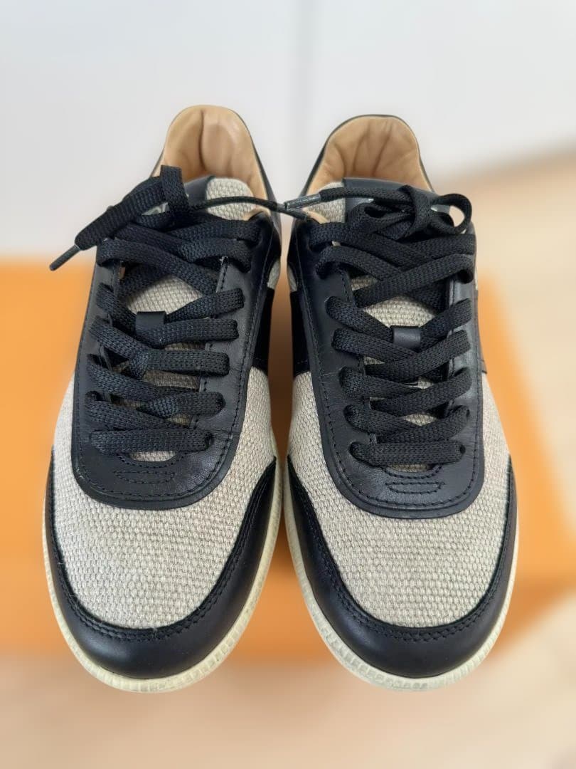 TOD'S ネイビー ベージュ スニーカー