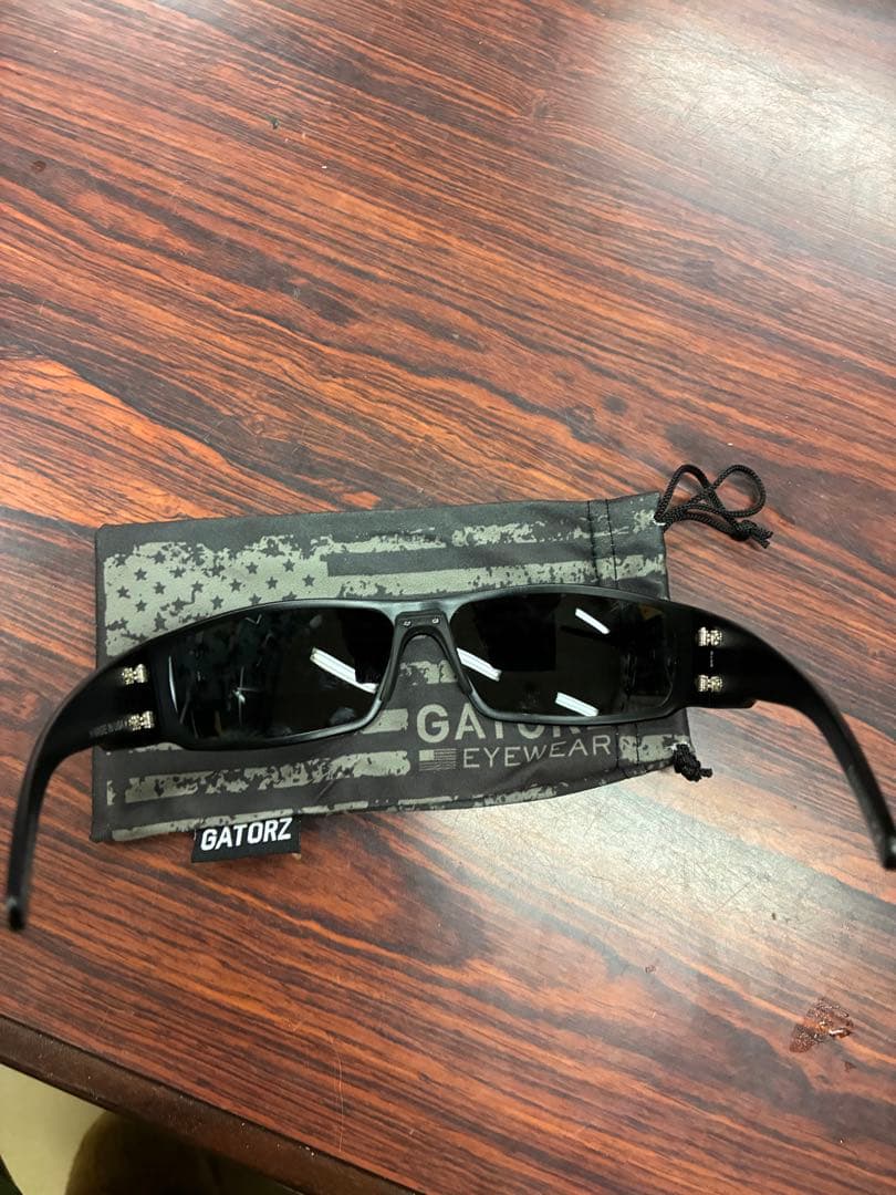 GATORZ サングラス 1/25限定価格