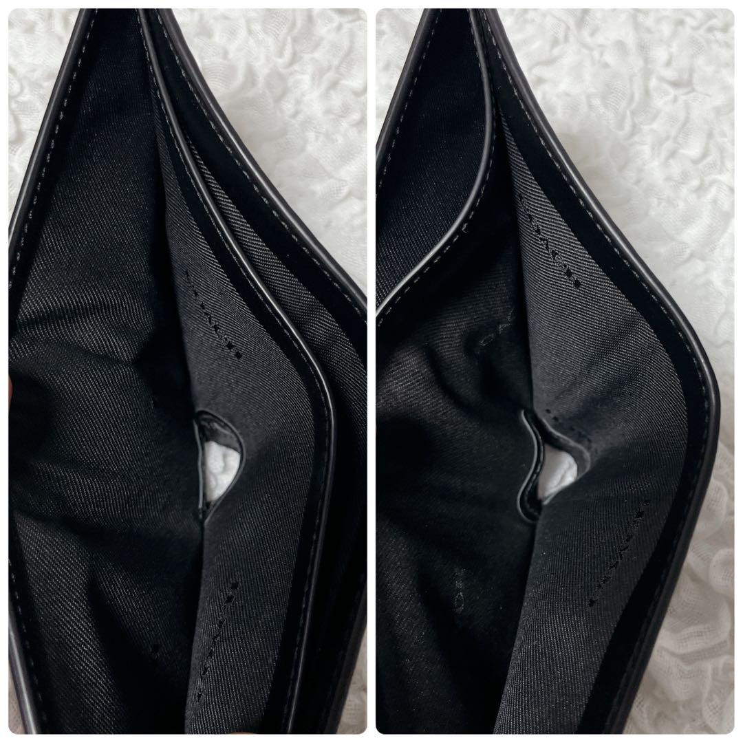 コーチ　シグネチャー　ブラック　レザー　二つ折り　財布　小銭入れ付　コンパクト