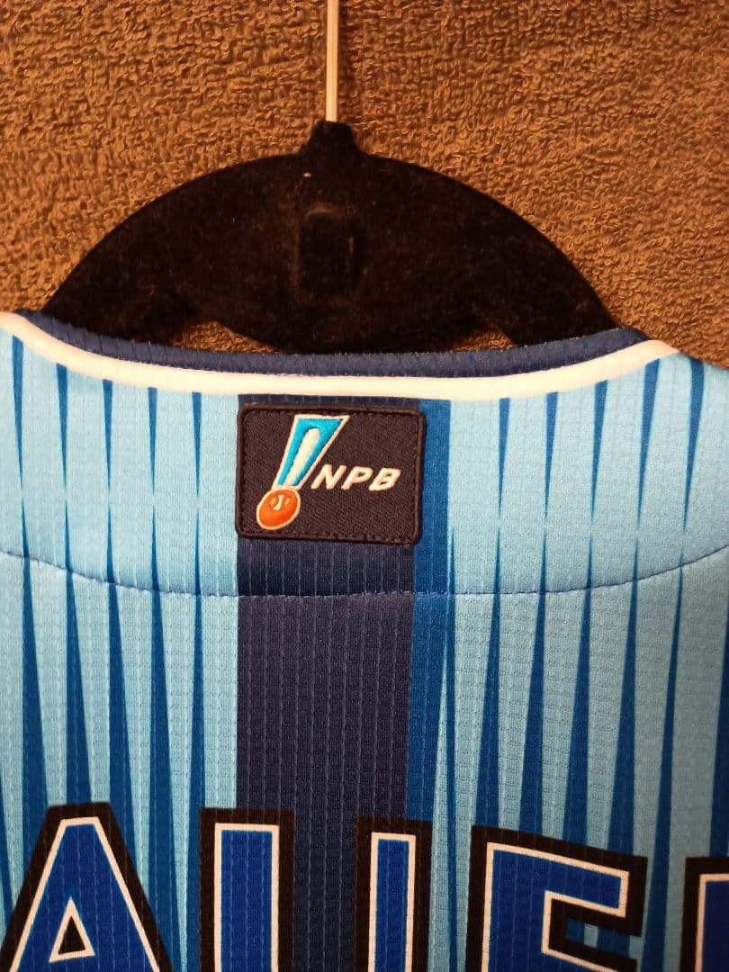 横浜DeNAベイスターズ 交流戦2025 ホームユニフォーム　トレバー・バウアー