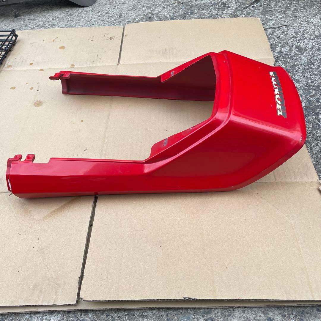 希少品！HONDA CBX400Fテールカウル赤