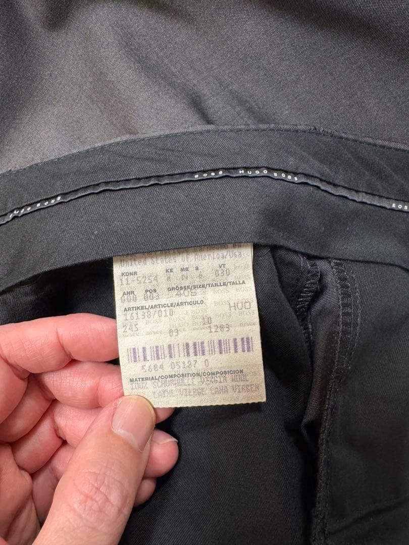 ③Hugo Boss ヒューゴボス スーツ グレー