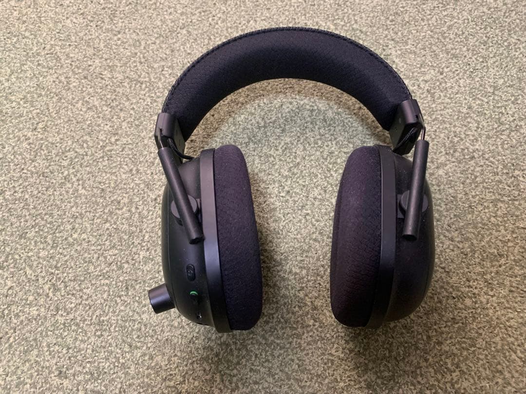 Razer BLACKSHARK V2 PRO ワイヤレスゲーミングヘッドセット