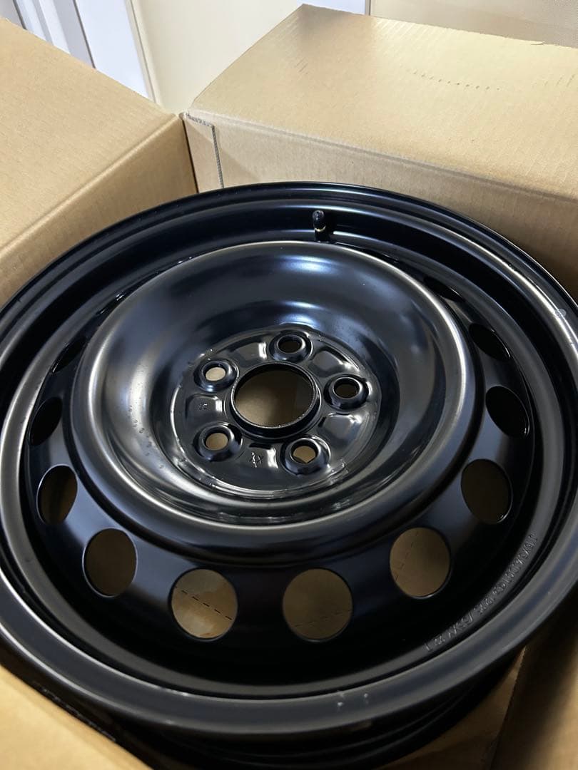 15インチ スチールホイール ブラック送料込み