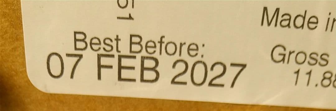 ニュートロシュプレモチキン成犬用トレイ96個