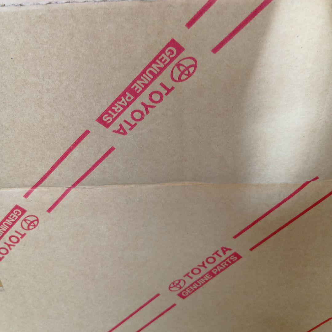 ３０プリウス 純正リアスポイラー