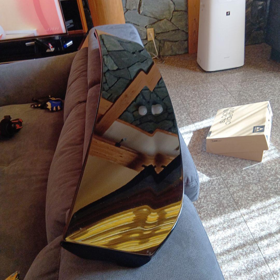 ３０プリウス 純正リアスポイラー