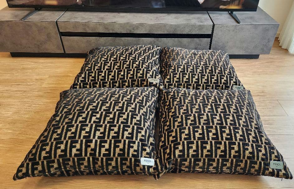 特大 ② FENDI クッション モノグラム 約57cm