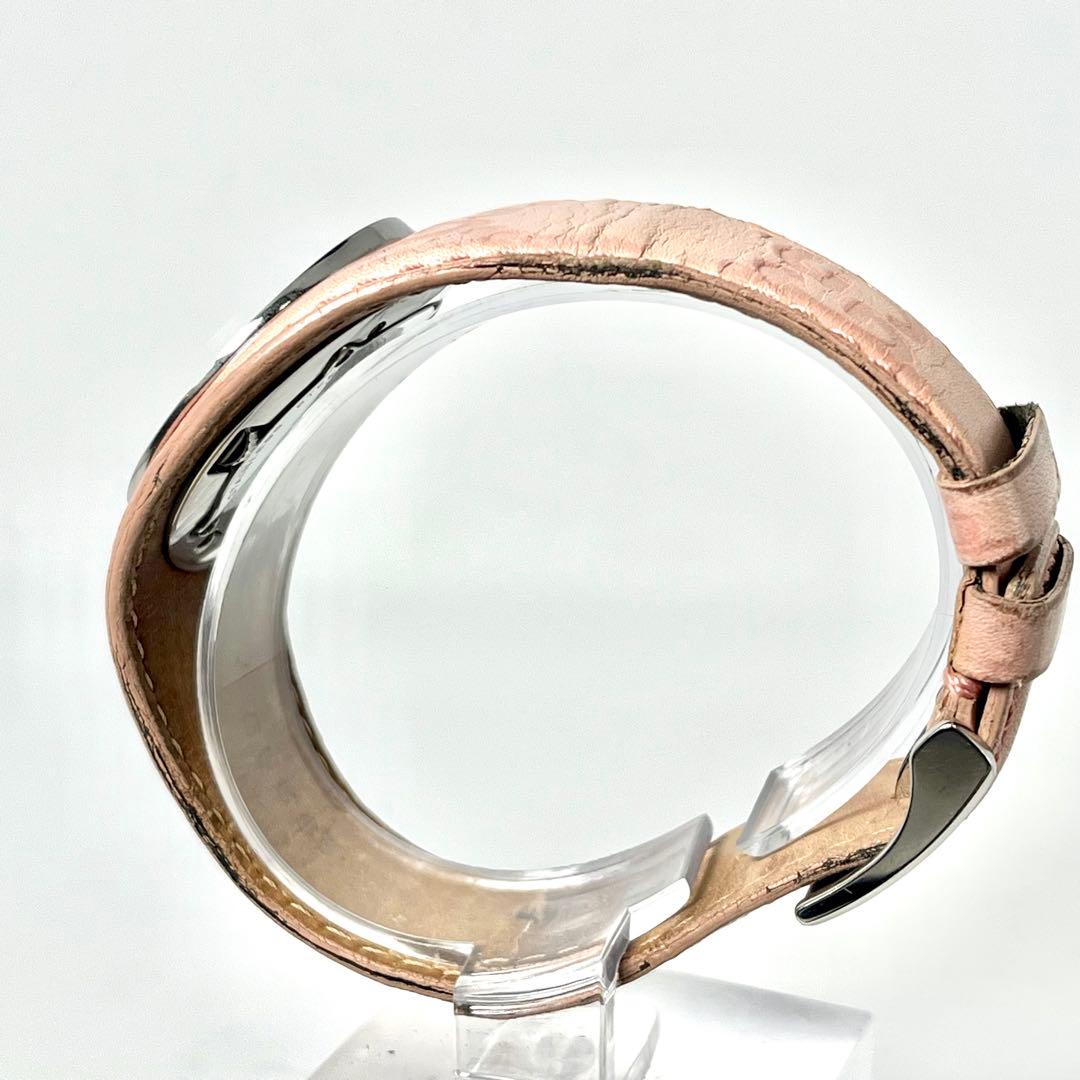 kankanGUCCI グッチ バンデュー 104 シマ文字盤 腕時計