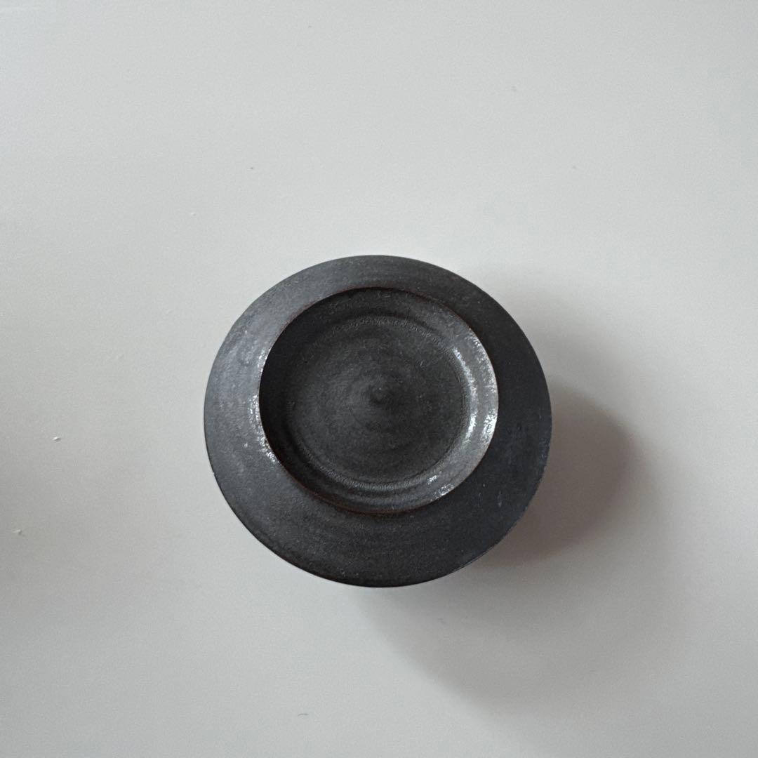 服部竜也さん　黒釉　ポット　陶器