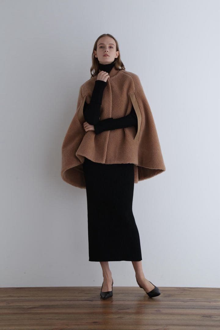 LE PHIL ル フィル　ウールボアケープ　ベージュ　ボアコート