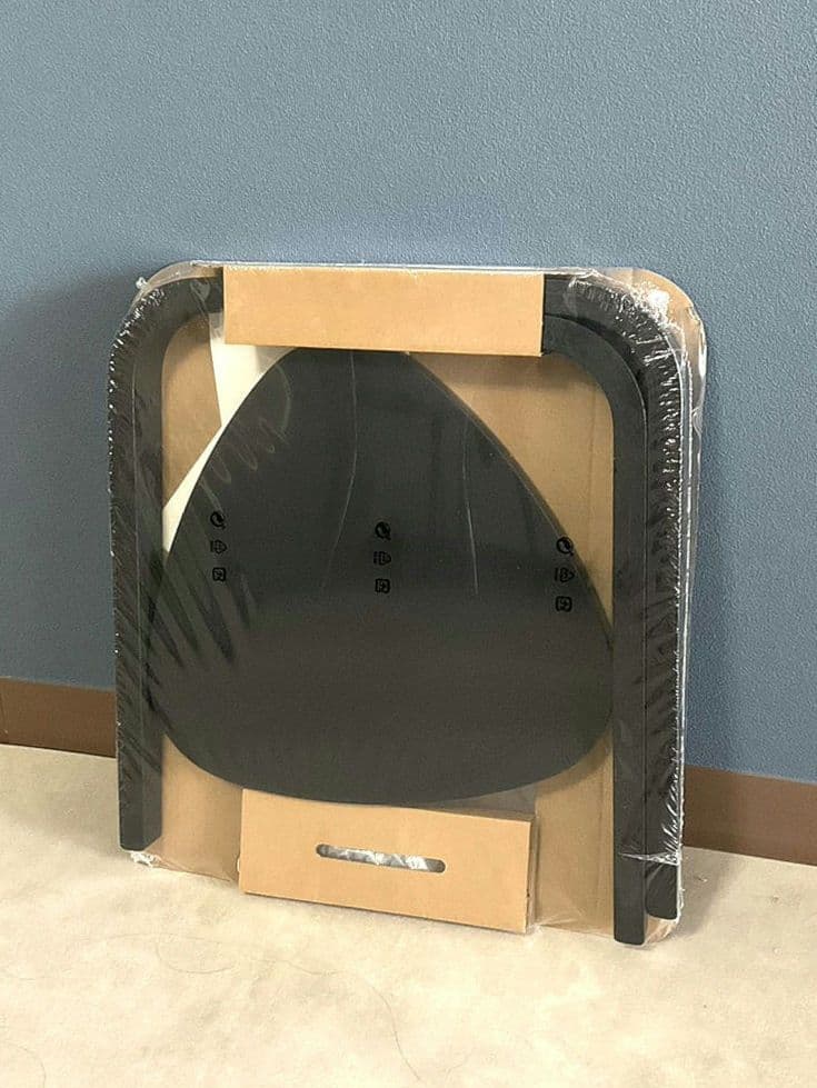 【新品未使用】IKEA KYRRE 三角形スツール 黒