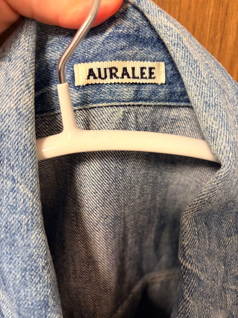 オーラリー SELVEDGE FADED LIGHT DENIM BLOUSON
