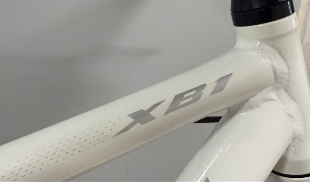美品 BRIDGESTONE クロスバイク XB1 スノーホワイト