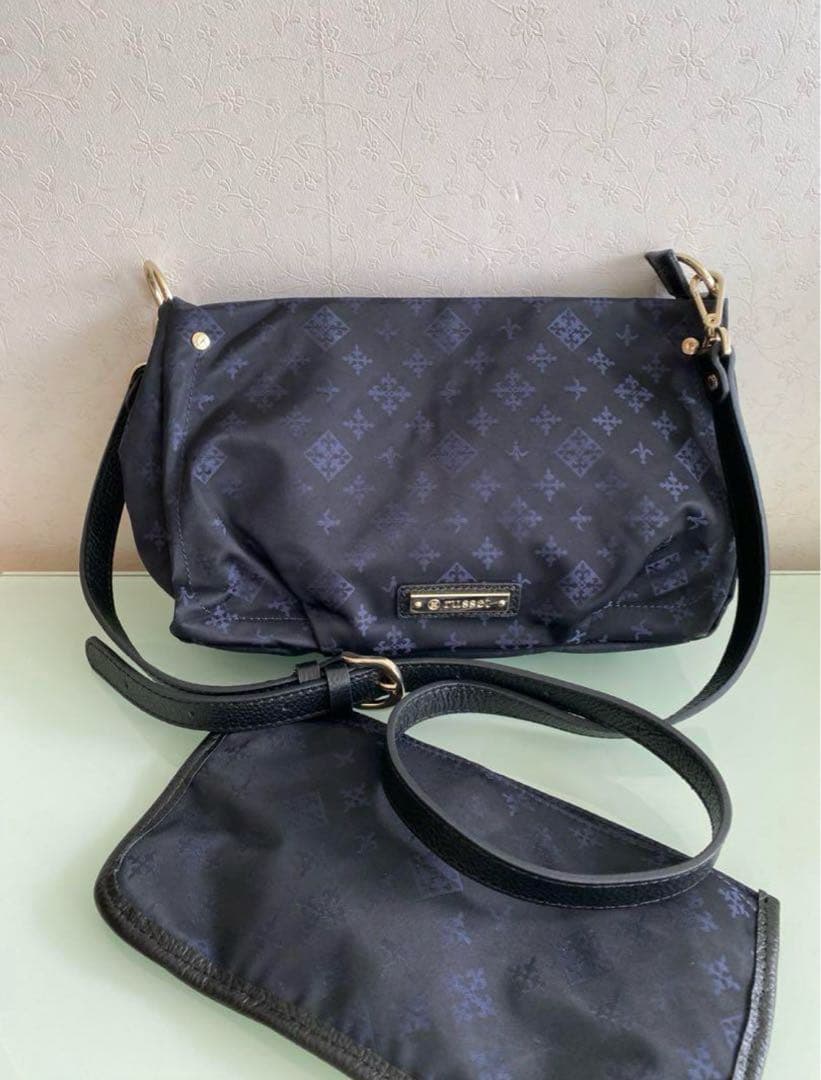 新品未使用　russet ラシット/ショルダーバッグ&ポーチ