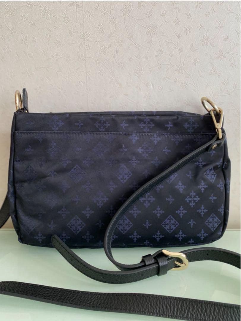 新品未使用　russet ラシット/ショルダーバッグ&ポーチ