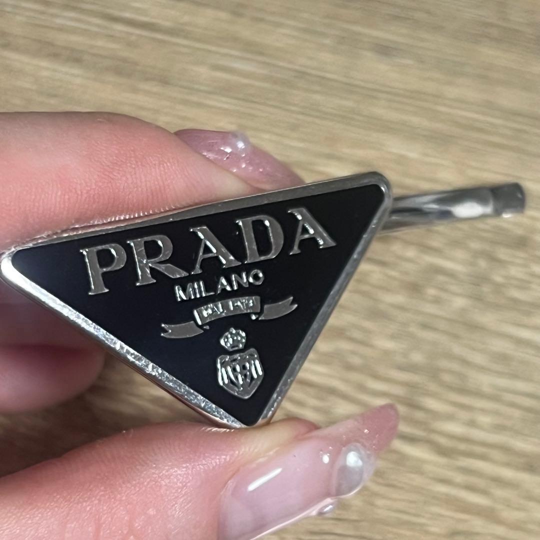 【正規品】PRADA メタルヘアピン