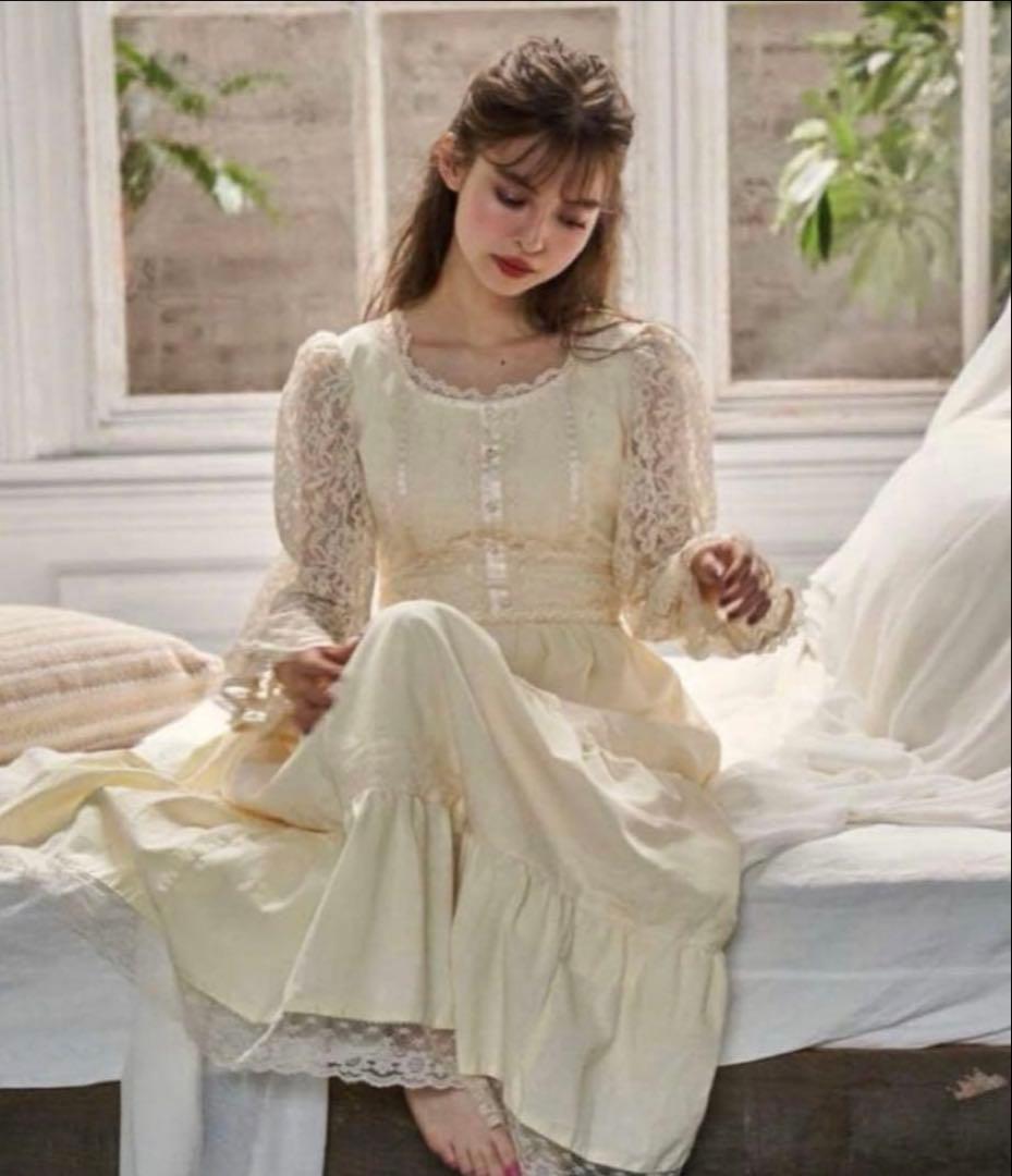 TreatÜrself special Vintage dress 同窓会