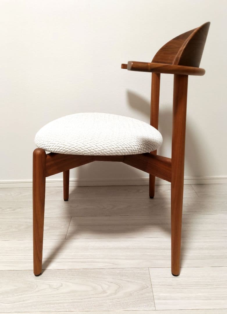 マスターウォール MASTERWAL　UC2ダイニングチェア　2〜4脚セット①