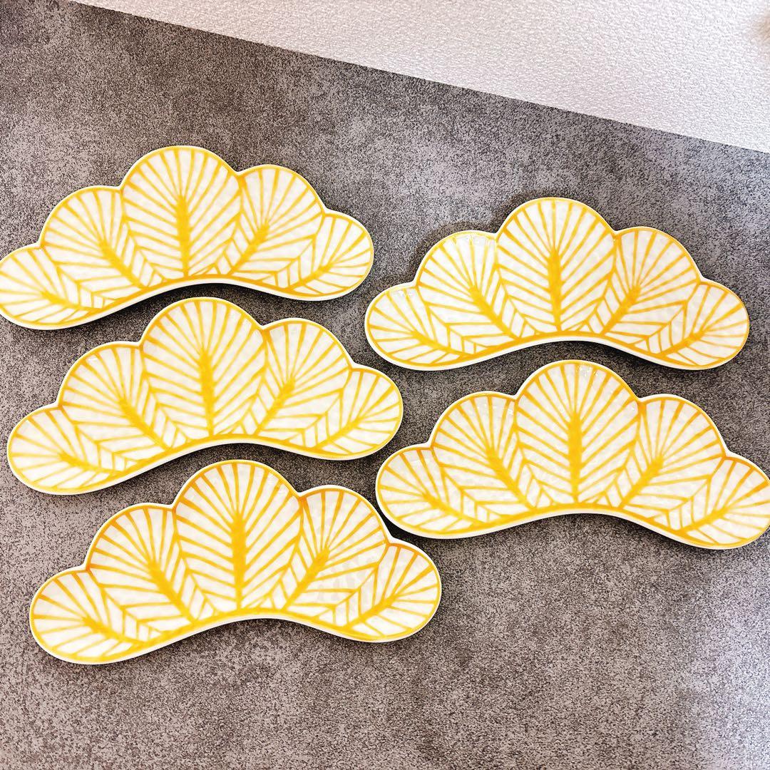 有田焼　幸楽窯　錦金松葉形前菜皿　白金　5点セット