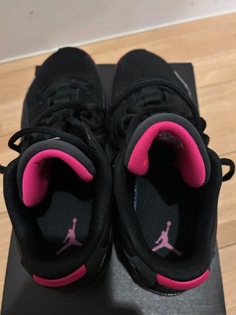 ルカ.77 PF “Navidor”ブラック/ピンク