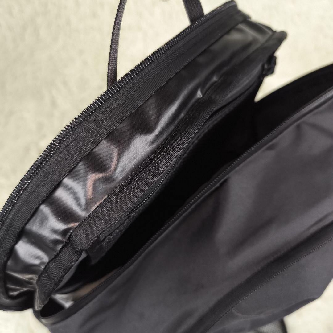 廃番極美品✨ パタゴニア プレーニング ディバイダー リュック 30L 防水 黒