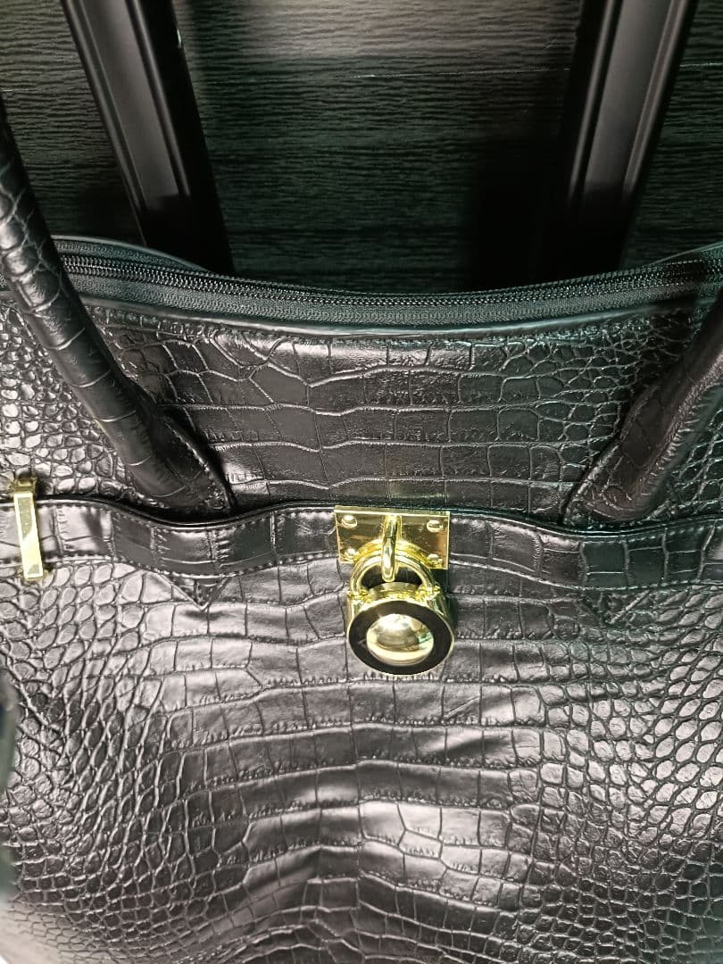 cooco クーコ　クロコ型押しキャリーカート　アルミハンドル　2way 黒