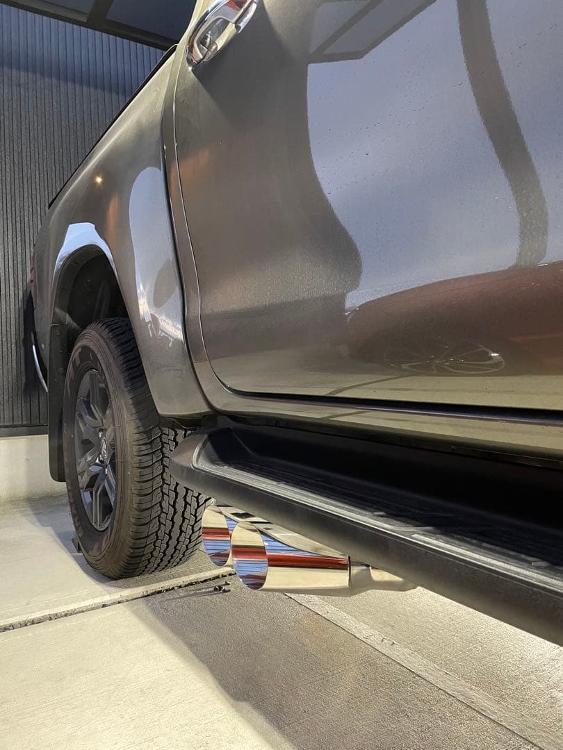 ハイラックス GUN125 ウィルズウィン サイド出しマフラー