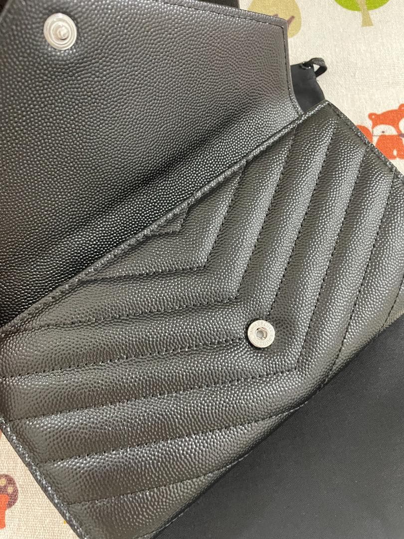 ブラック×シルバー/即買推奨！二つ折り長財布 サンローラン 長財布