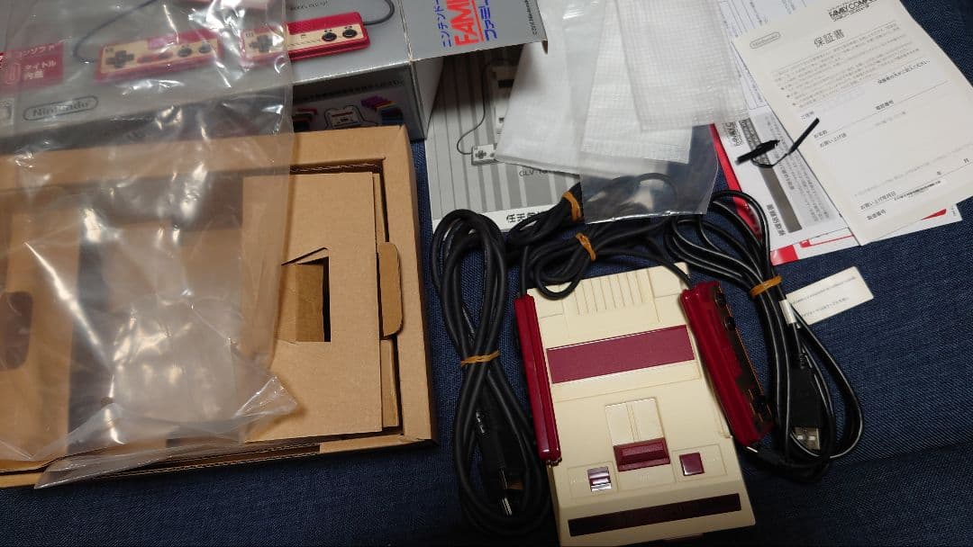 ニンテンドークラシックミニ　スーパーファミコン　ファミリーコンピュータ