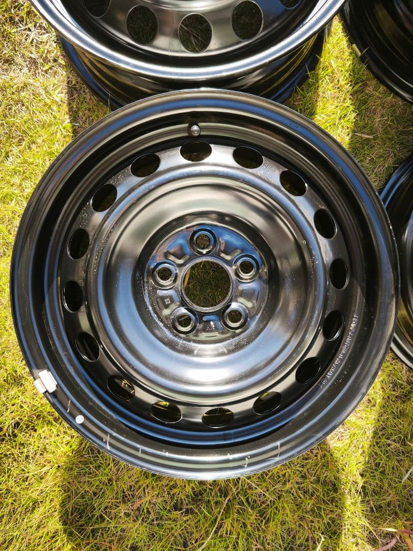 beni ① 10系シエンタ 後期モデル 純正15インチ スチールホイール