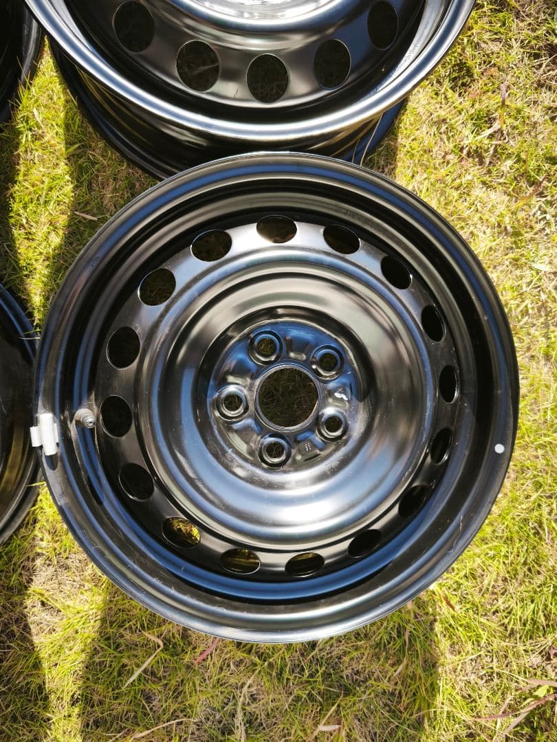 beni ① 10系シエンタ 後期モデル 純正15インチ スチールホイール