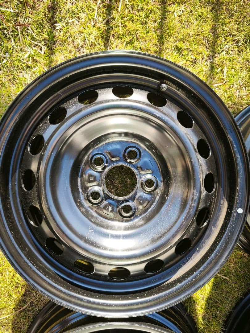 beni ① 10系シエンタ 後期モデル 純正15インチ スチールホイール