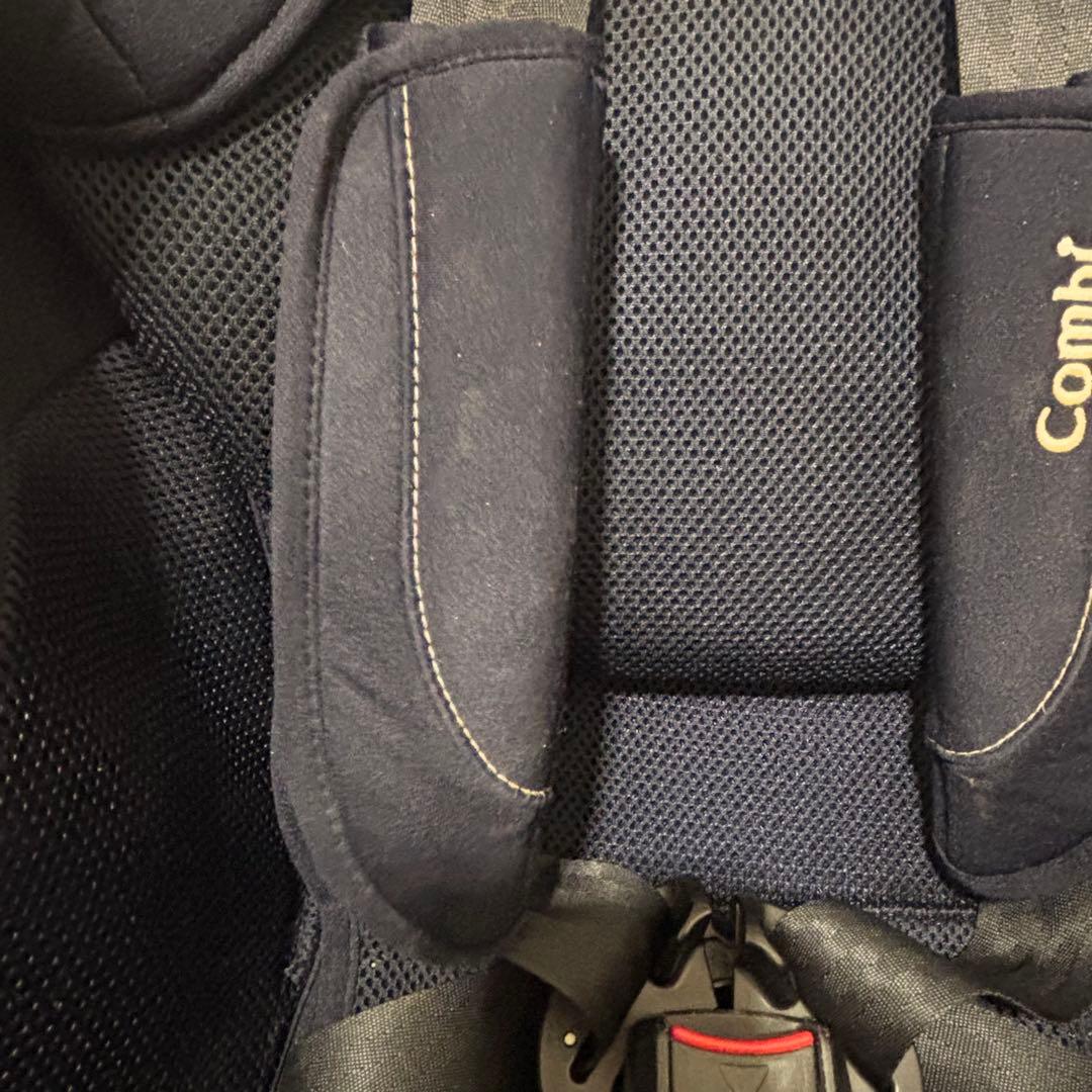 コンビ　チャイルドシート　回転式