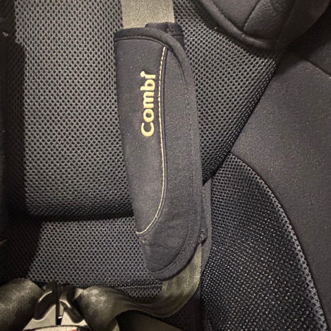 コンビ　チャイルドシート　回転式