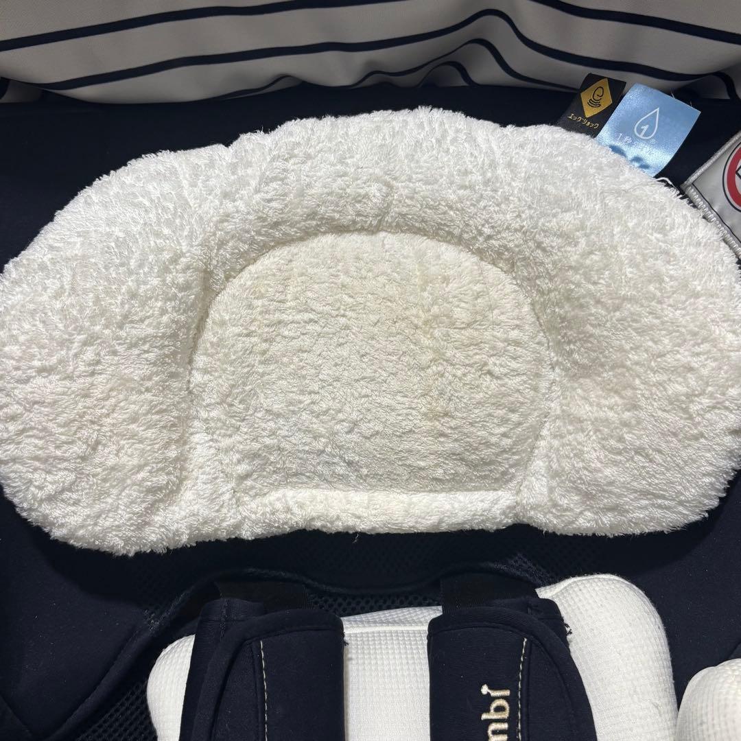 コンビ　チャイルドシート　回転式