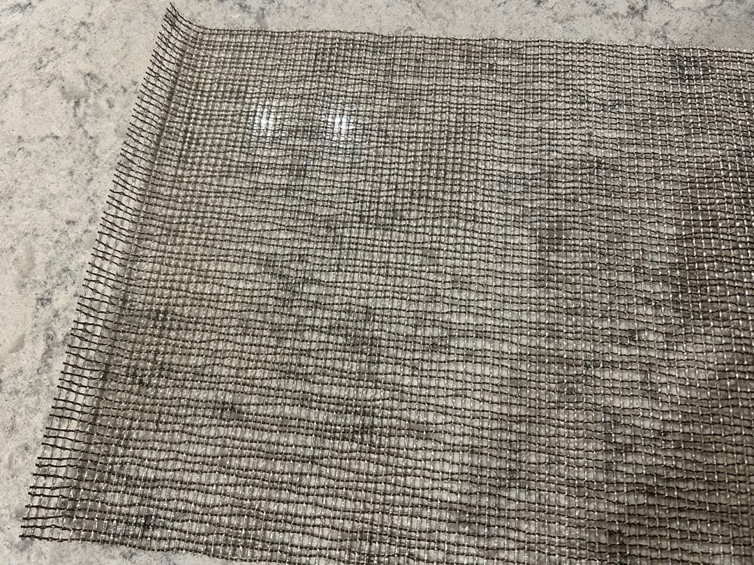 chilewich チルウィッチ　テーブルランナー　ラティス　シルバー