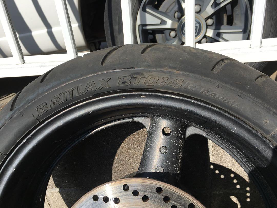 GSF1200 純正ホイールセット　GV75A