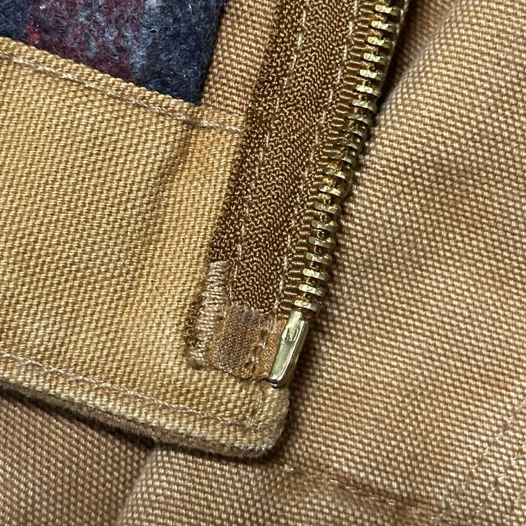 ビッグサイズ Carhartt デトロイトジャケット 企業ロゴ ダックUSA製