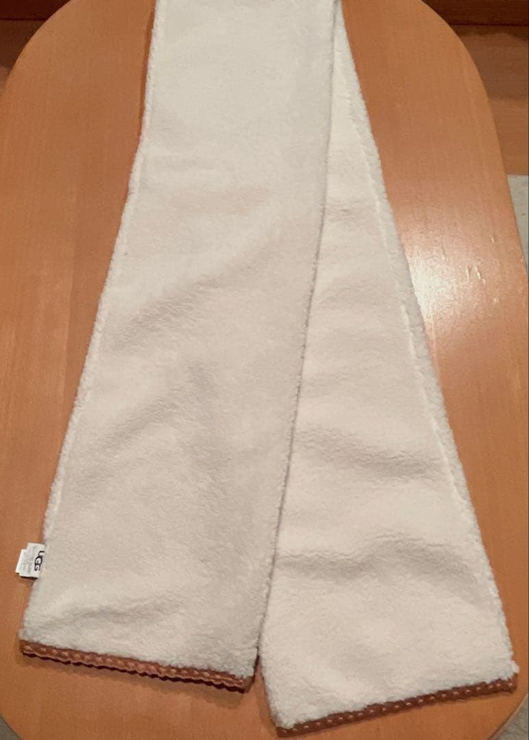 週末お値下げ⭐︎UGG マフラー