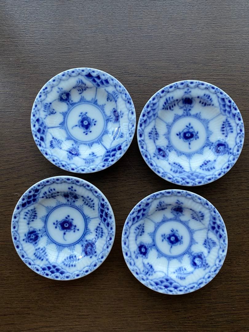 と*ん様 ロイヤルコペンハーゲンブルーフルーテッドハーフレース1/504 の4枚