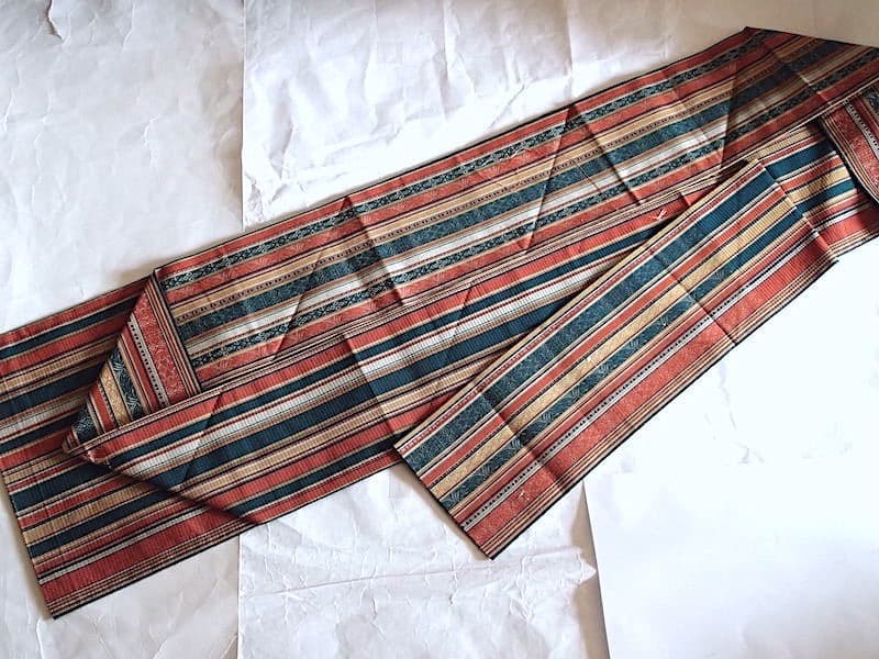 専用　未使用　織りの八寸名古屋帯（縞に抽象唐草文）正絹美品