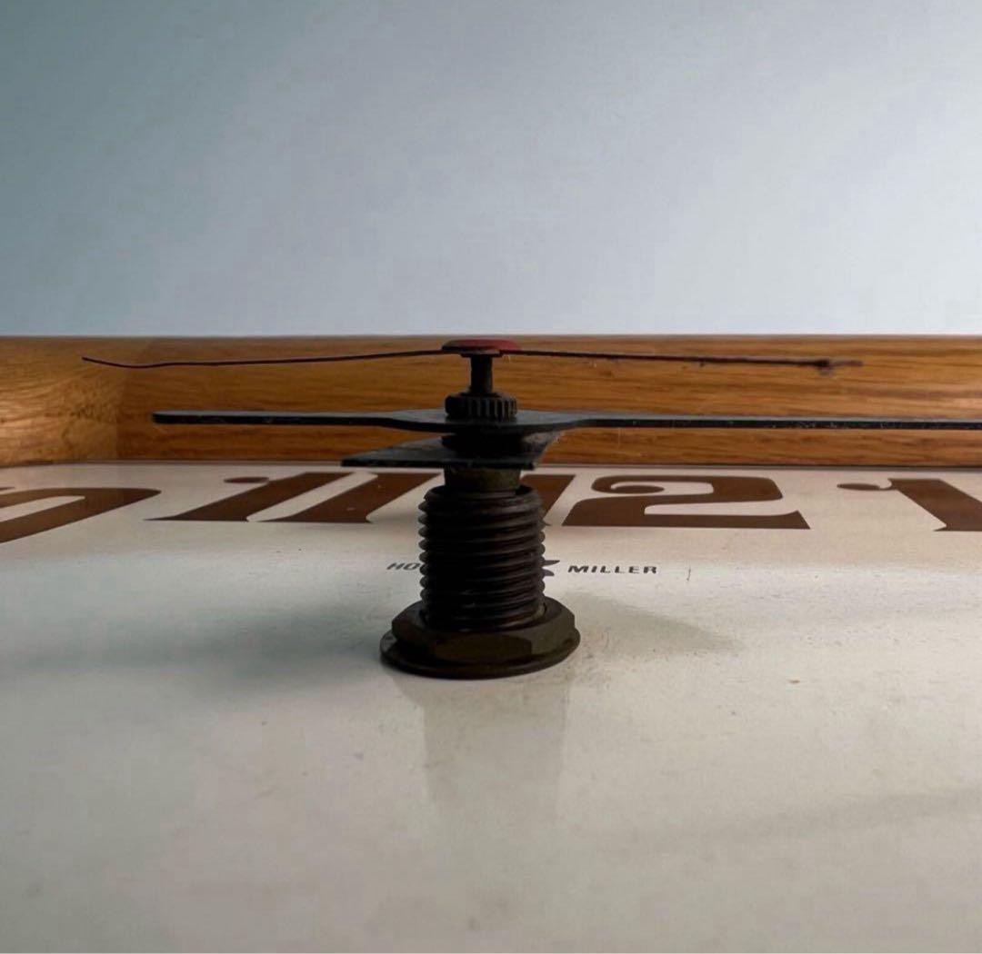 HOWARD MILLER 木製掛時計